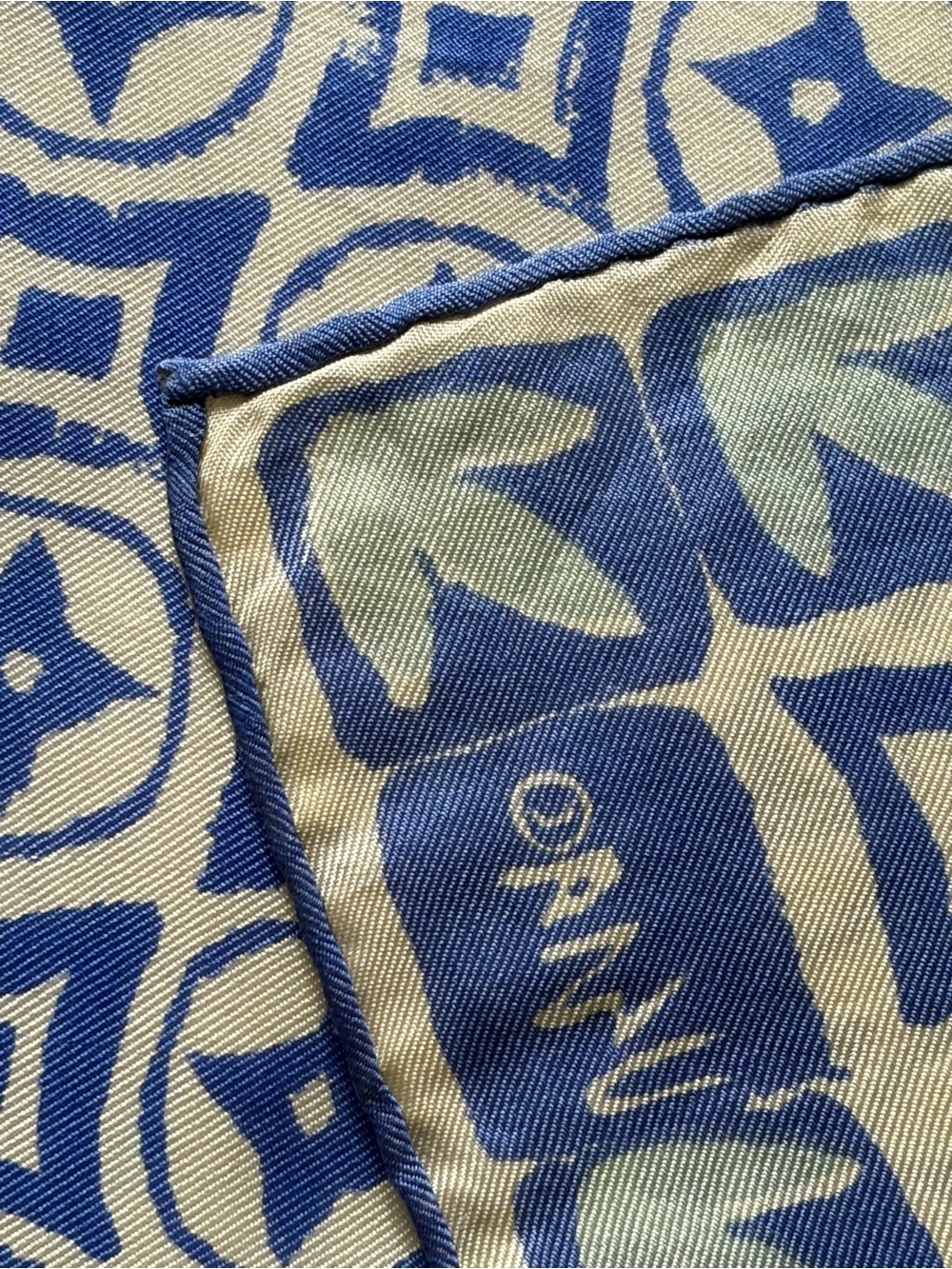 Vintage Block Printed Silk Scarf Blue and Cream Geometric Rolled Edges 22x22” - Picture 8 of 11